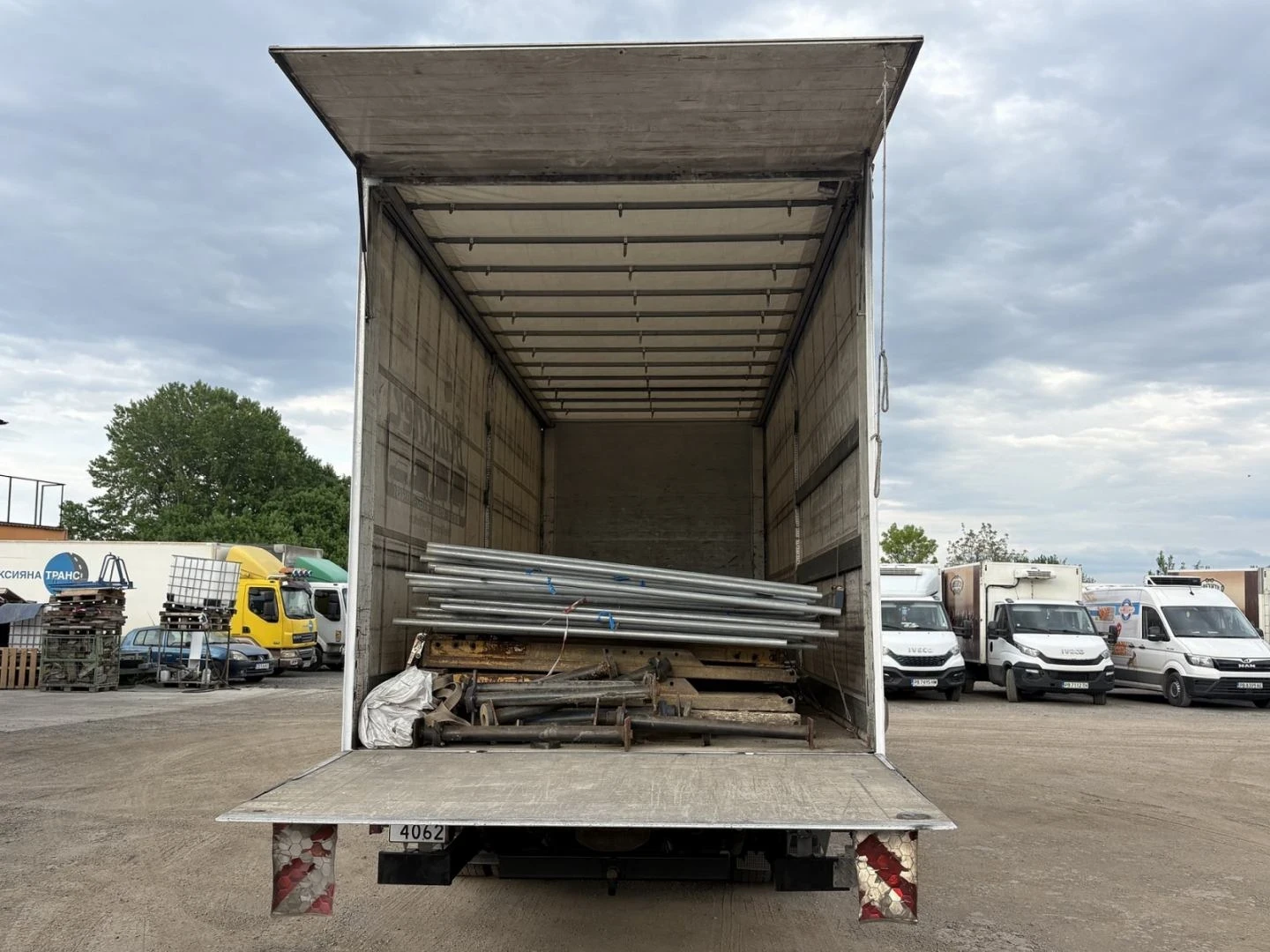 Mercedes-Benz Atego Бордови, снимка 16 - Камиони - 55093953