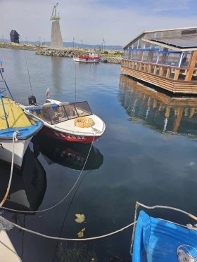 Моторна яхта Собствено производство цена с колесара, снимка 2 - Воден транспорт - 47533656