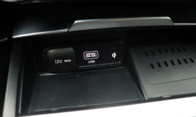 Kia Stinger 3.3* GT* TURBO* ОБДУХВАНЕ* ХЕДЪП* КАМЕРА* , снимка 13