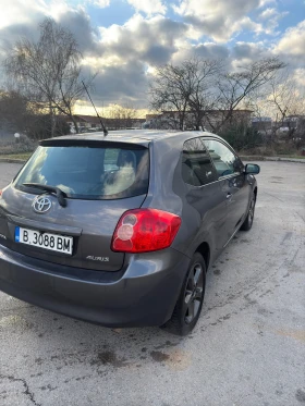 Toyota Auris 1.6/Газ, снимка 5