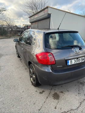 Toyota Auris 1.6/Газ, снимка 3