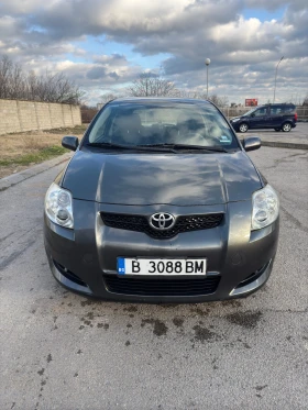 Toyota Auris 1.6/Газ, снимка 8