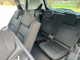 Toyota Corolla verso 2.2 D-CAT NAVI  - 7000 € / 13690.81 лв. - 12586601 12