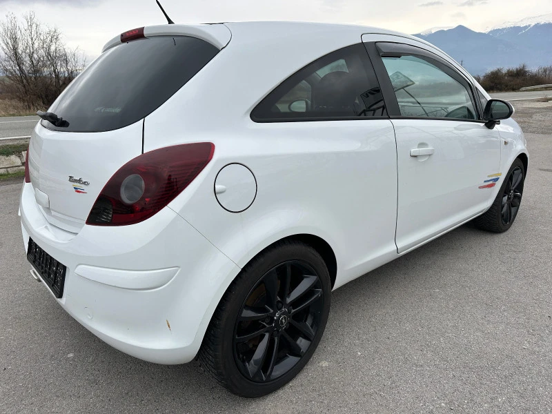 Opel Corsa 1.7 DTS EURO 5, снимка 5 - Автомобили и джипове - 46356213