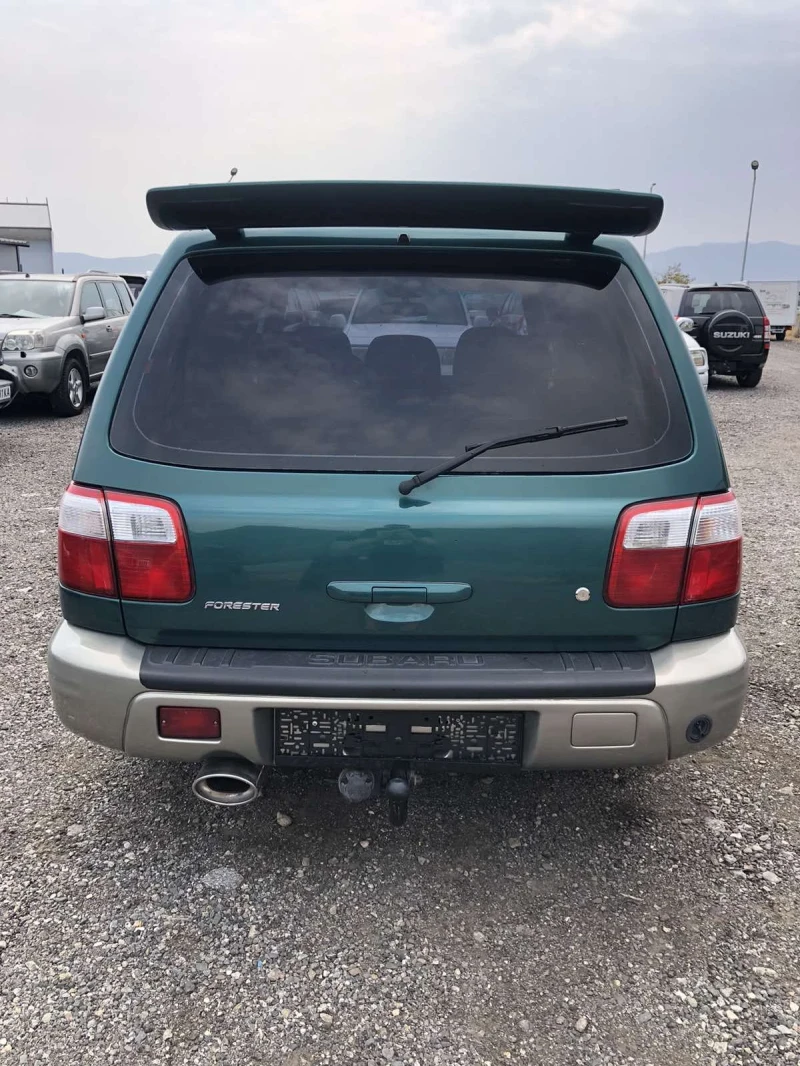 Subaru Forester 4х4  газов инжекцион, снимка 9 - Автомобили и джипове - 46948904