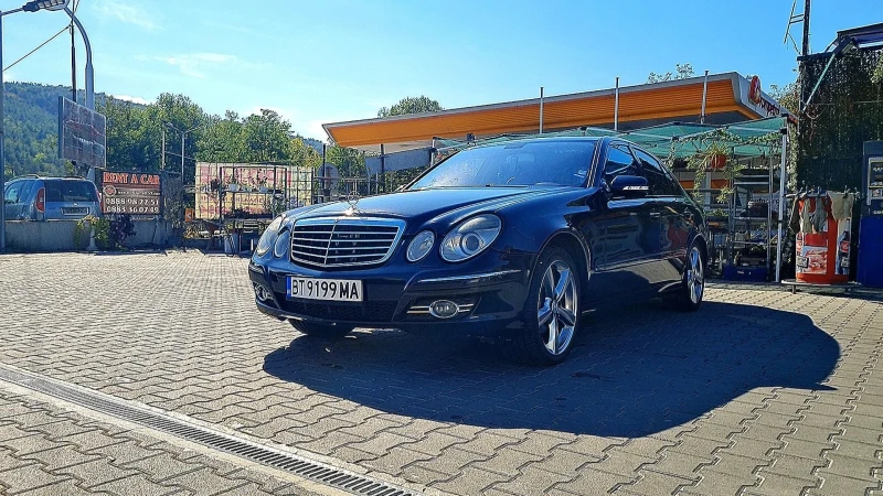 Mercedes-Benz E 320 Avantgarde, снимка 3 - Автомобили и джипове - 47316537