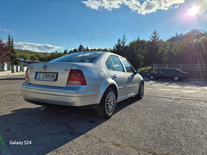 VW Bora 1.9 tdi, снимка 4 - Автомобили и джипове - 47569034