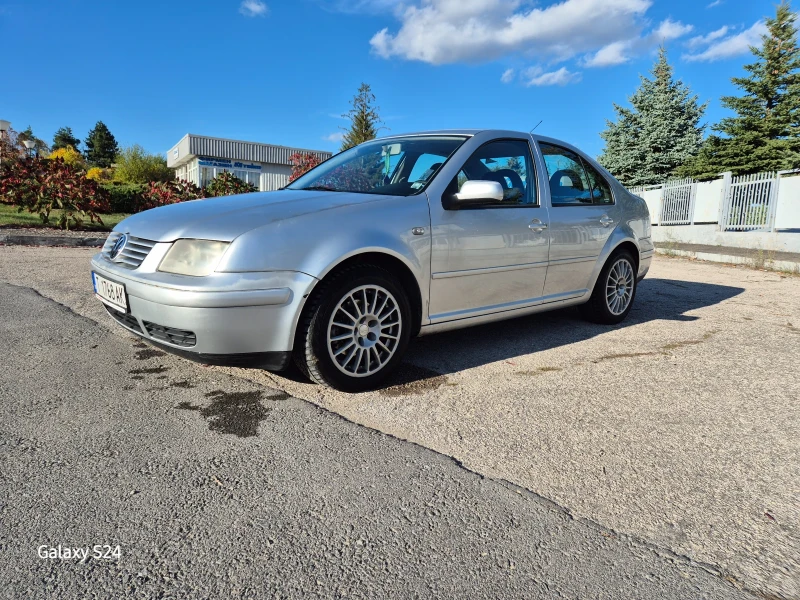 VW Bora 1.9 tdi, снимка 1 - Автомобили и джипове - 47569034