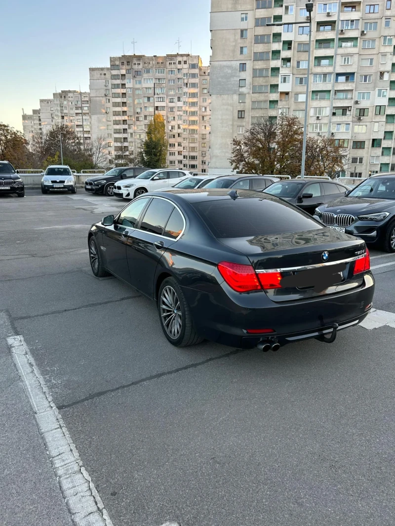 BMW 730, снимка 3 - Автомобили и джипове - 48040731