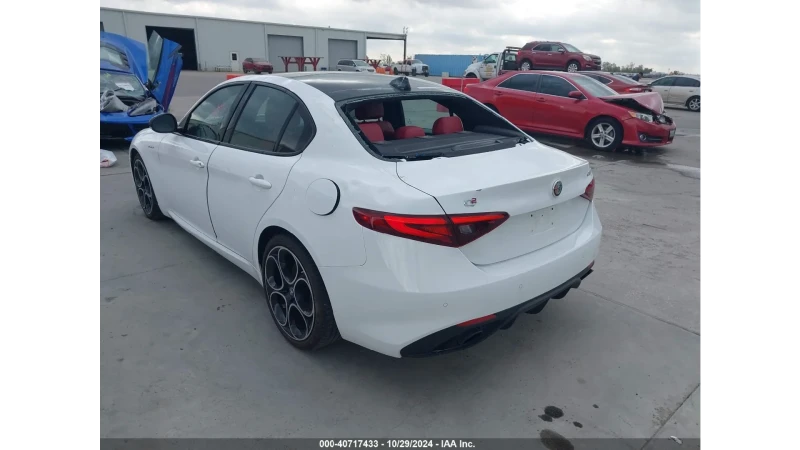 Alfa Romeo Giulia, снимка 4 - Автомобили и джипове - 48726065