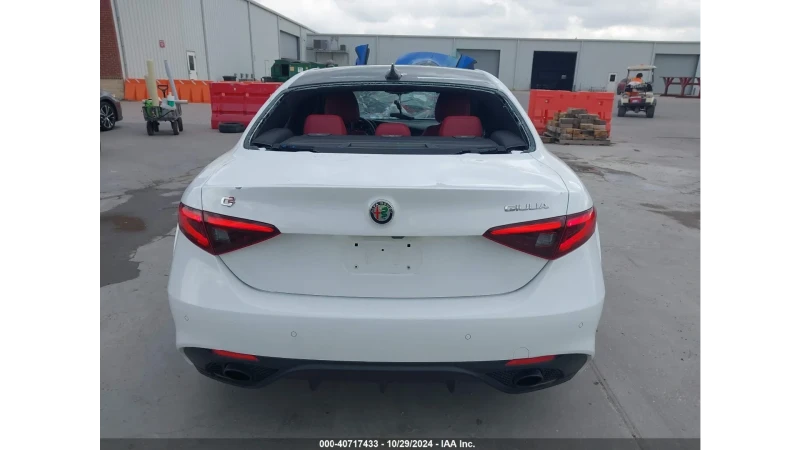 Alfa Romeo Giulia, снимка 5 - Автомобили и джипове - 48726065