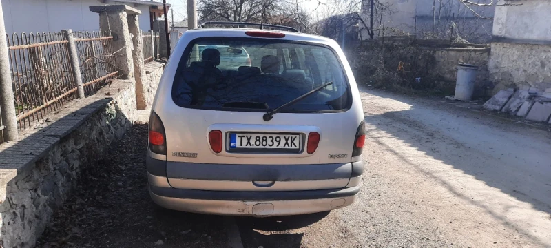 Renault Espace, снимка 4 - Автомобили и джипове - 49035918