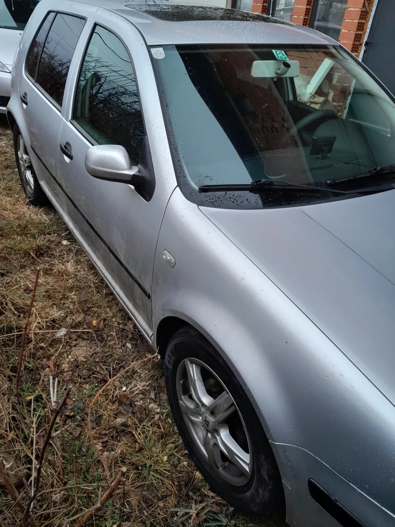 VW Golf 1.4 75к.обслужен, снимка 3 - Автомобили и джипове - 52545836