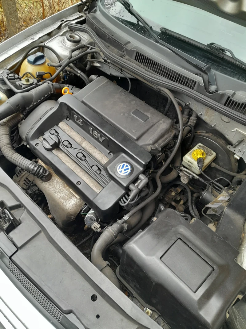 VW Golf 1.4 75к.обслужен, снимка 11 - Автомобили и джипове - 52545836