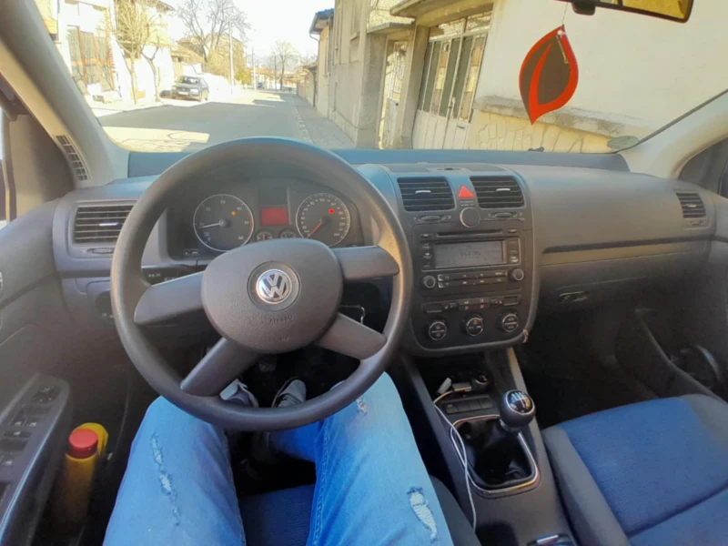 VW Golf, снимка 5 - Автомобили и джипове - 49440431