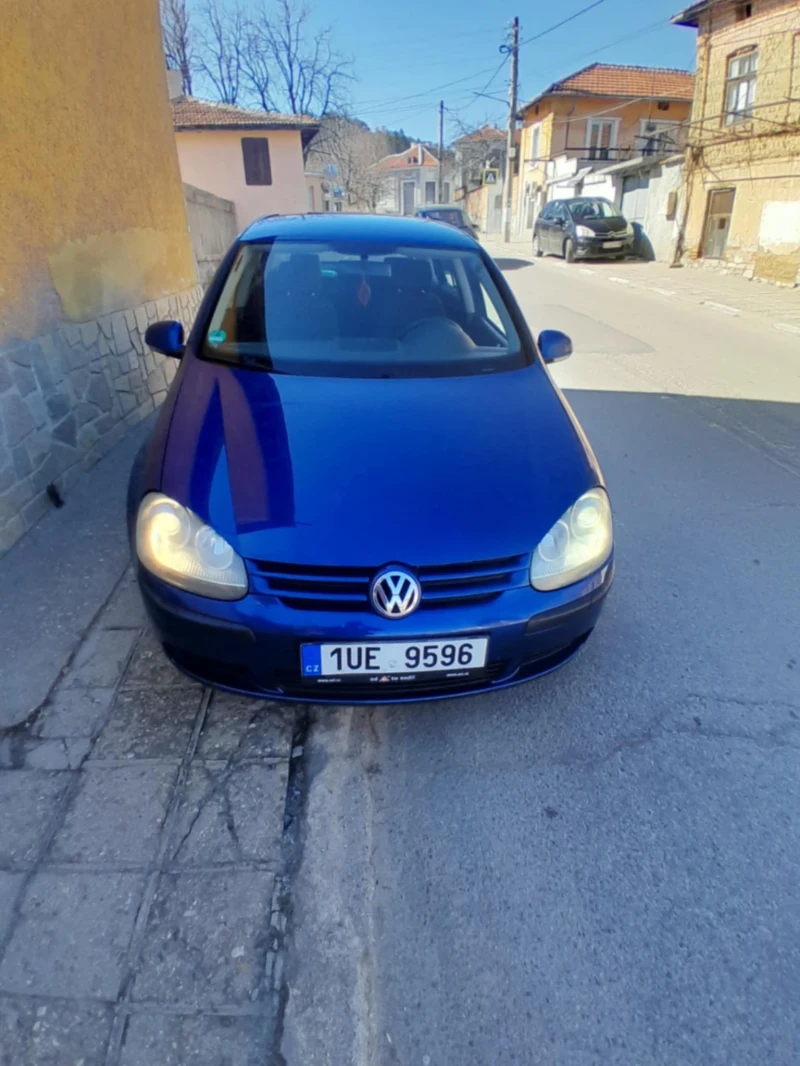 VW Golf, снимка 1 - Автомобили и джипове - 49440431