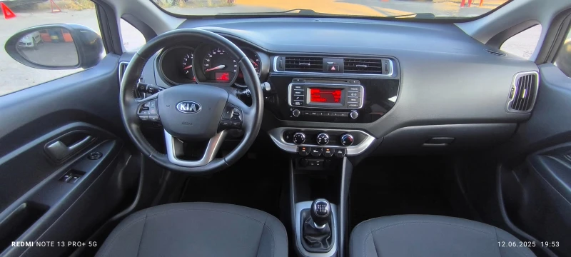 Kia Rio 1.1.75-6ск.евро6, снимка 16 - Автомобили и джипове - 50639530