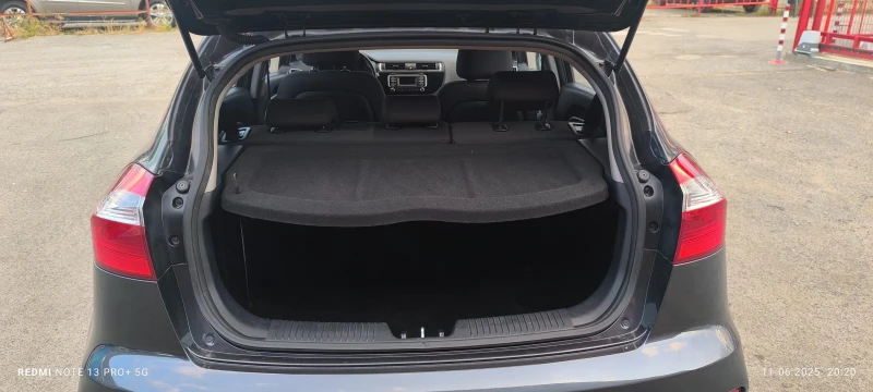Kia Rio 1.1.75-6ск.евро6, снимка 12 - Автомобили и джипове - 50639530