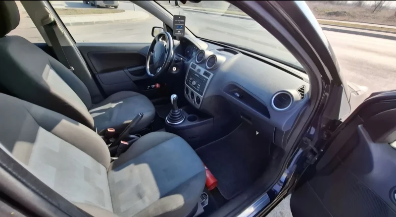 Ford Fiesta, снимка 8 - Автомобили и джипове - 52712119