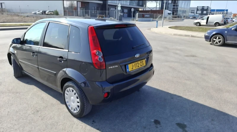 Ford Fiesta, снимка 3 - Автомобили и джипове - 52712119
