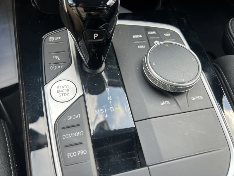 BMW 118 i | 39000км | Автомат | Напълно обслужена | Каско, снимка 12 - Автомобили и джипове - 52128284