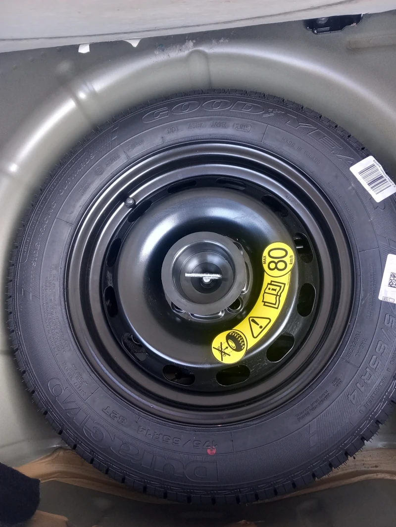 Ford Fiesta 52069км 1.25, снимка 15 - Автомобили и джипове - 52346999