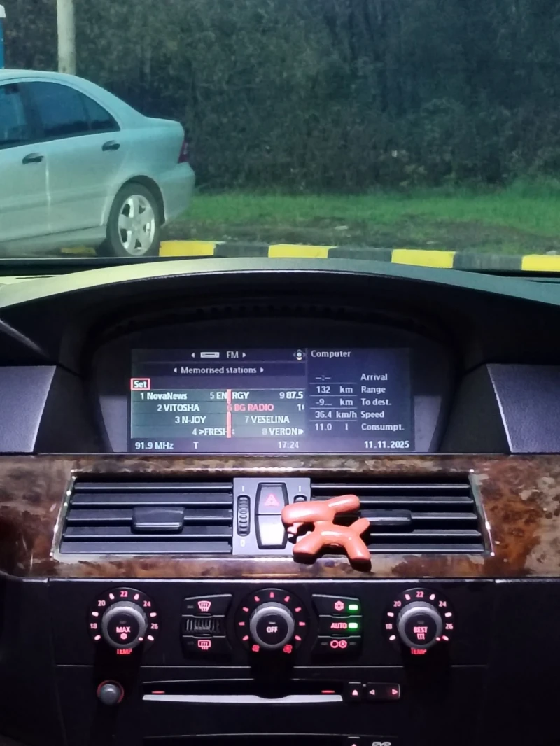 BMW 530 Д, снимка 12 - Автомобили и джипове - 52380077