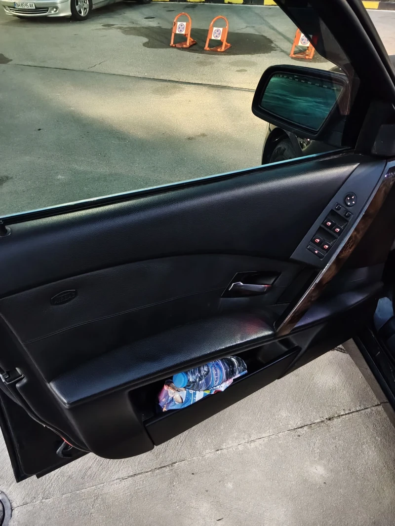 BMW 530 Д, снимка 14 - Автомобили и джипове - 52380077