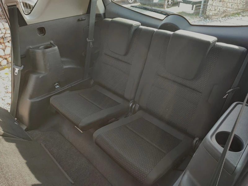 Toyota Corolla verso 2.2* D4D* 136к.с., снимка 11 - Автомобили и джипове - 52817085