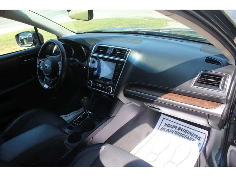 Subaru Outback 3.6R LIMITED * * CLEAN CARFAX * * АВТО КРЕДИТ * * , снимка 14 - Автомобили и джипове - 53143311