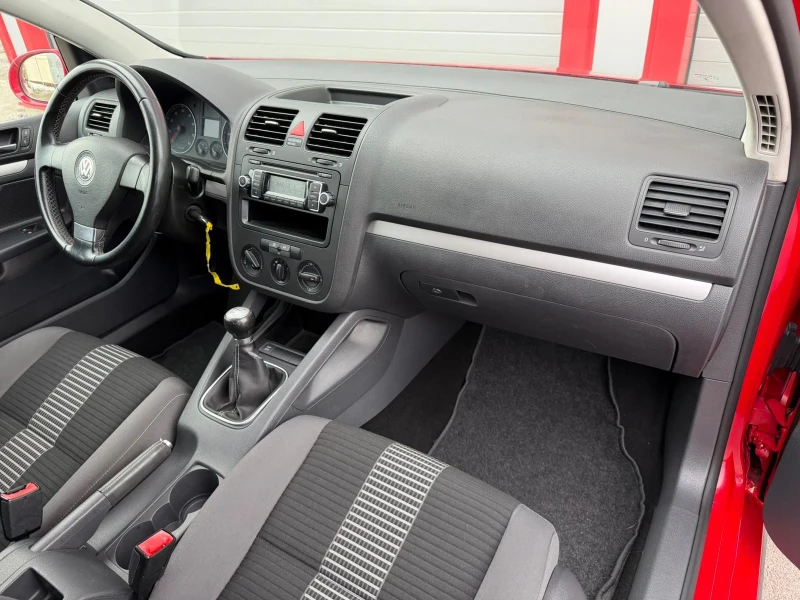 VW Golf 1.4I RABBIT KLIMATIK ЛИЗИНГ!!!, снимка 15 - Автомобили и джипове - 53260830