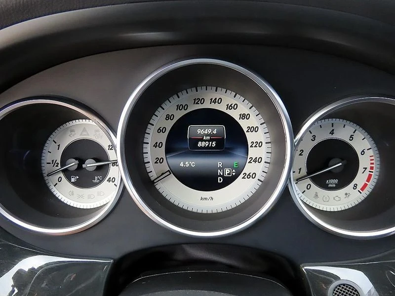 Mercedes-Benz CLS CLS350| 306к.с.| ВКЛ.ТЕХНОТЕСТ, снимка 9 - Автомобили и джипове - 55222233