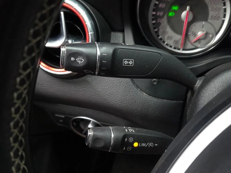 Mercedes-Benz CLA CLA200 CDI| 136к.с., снимка 17 - Автомобили и джипове - 56199533