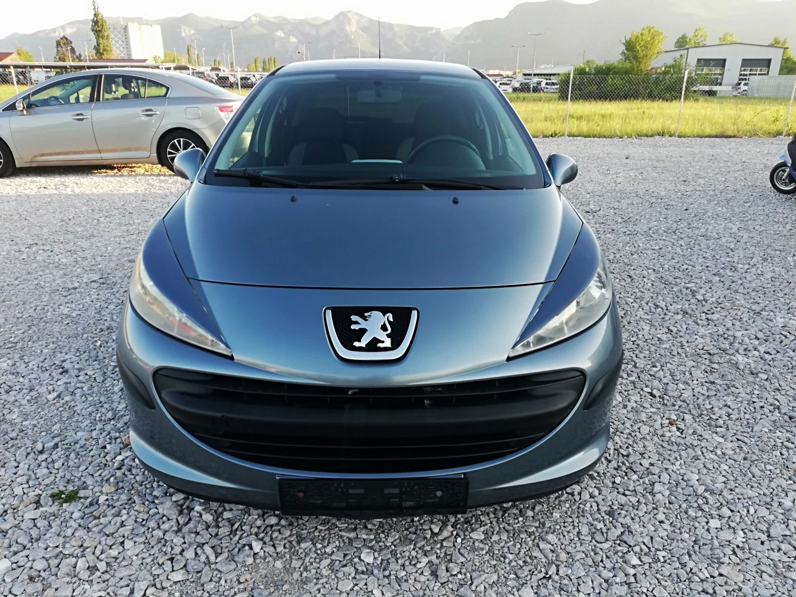 Peugeot 207 1.4i klima  - изображение 2