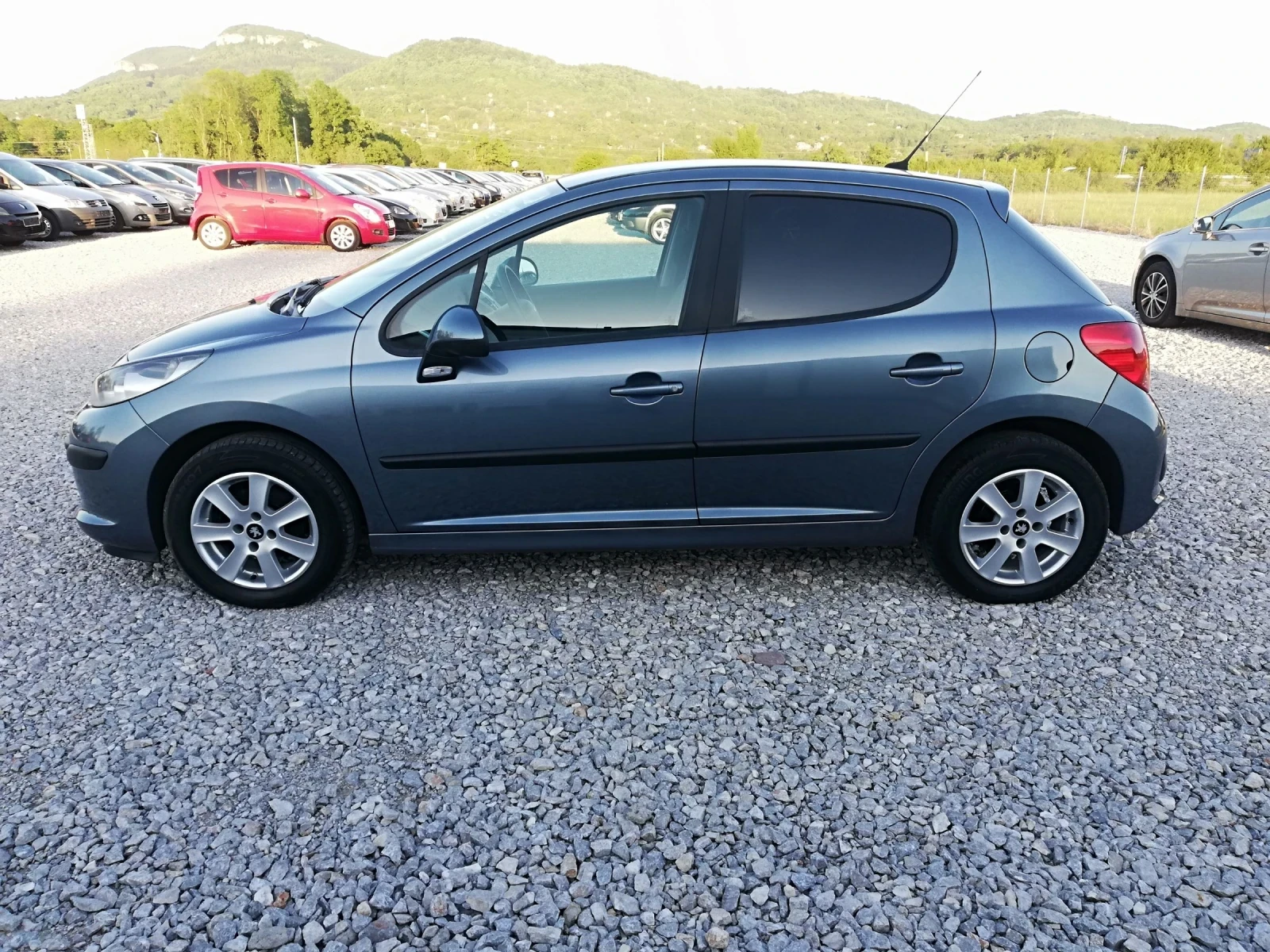 Peugeot 207 1.4i klima  - изображение 3