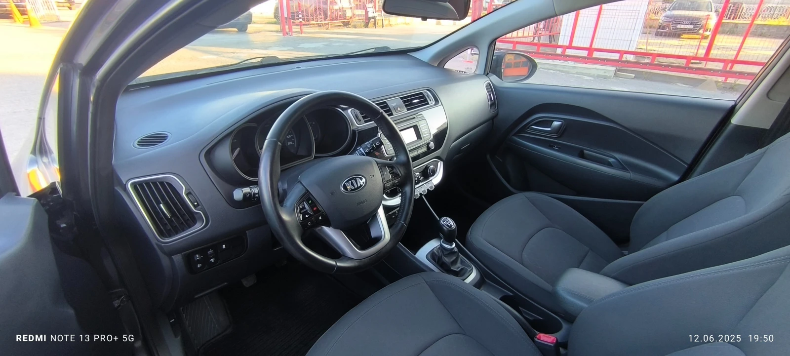 Kia Rio 1.4-90кс-6ск - изображение 10