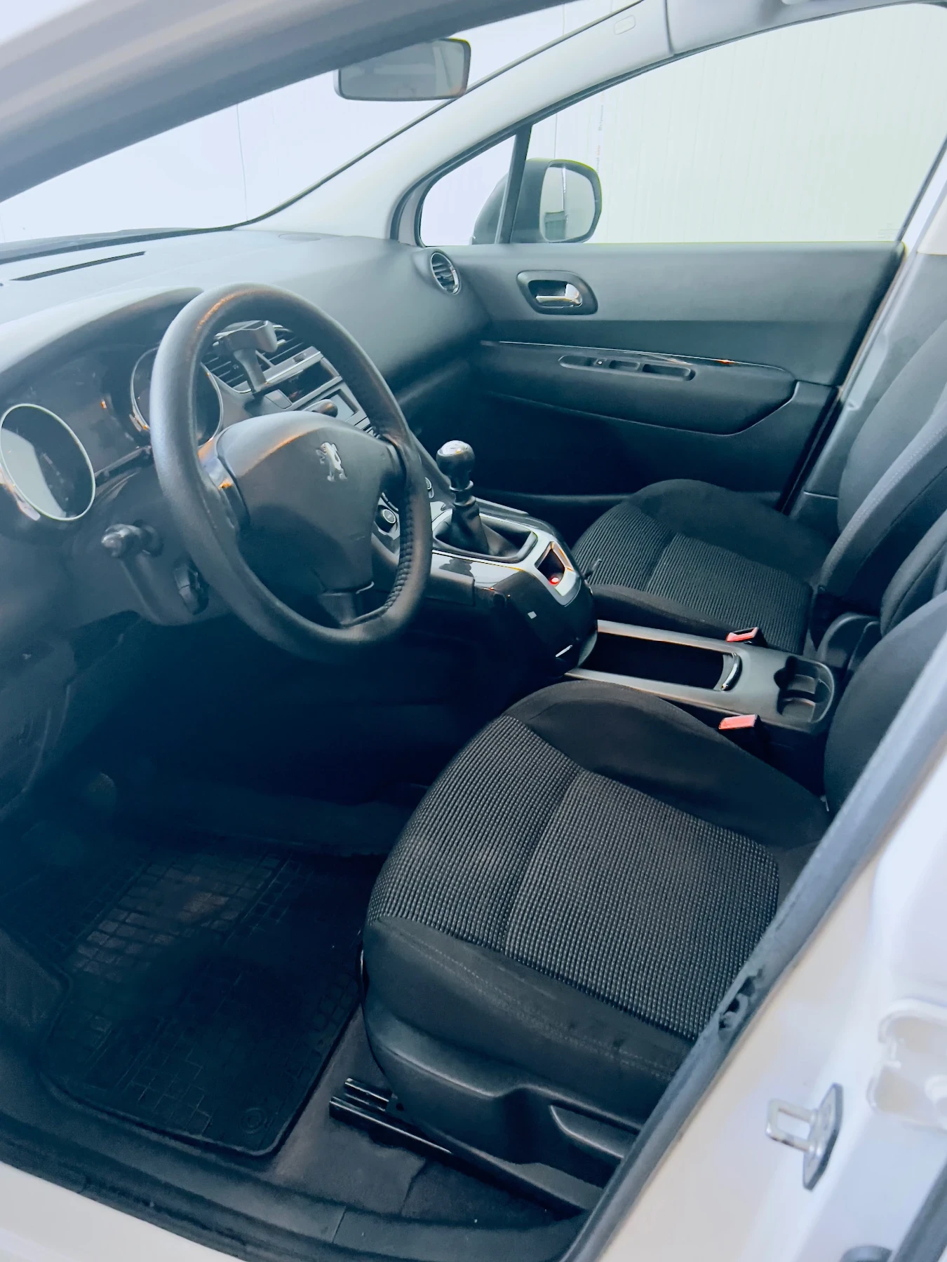 Peugeot 5008 5008 - изображение 9