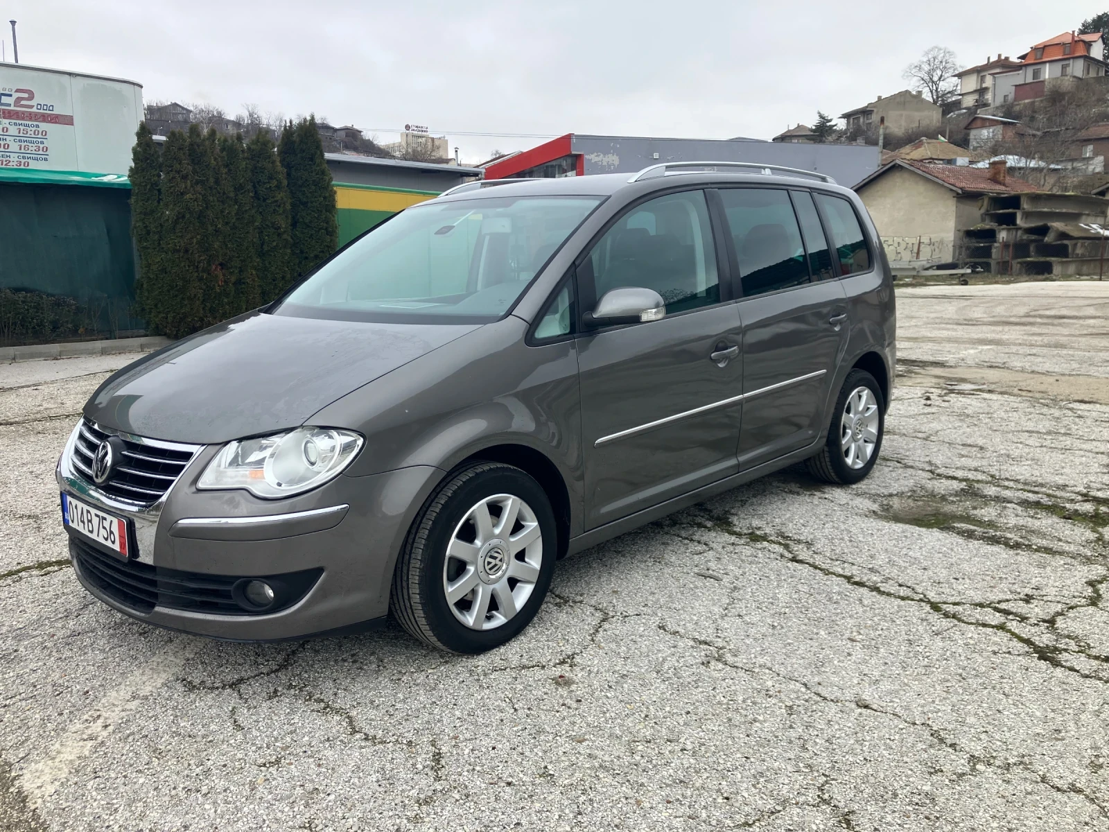 VW Touran 2.0TDI-140kc-DSG-���� | Mobile.bg � ����������� 1