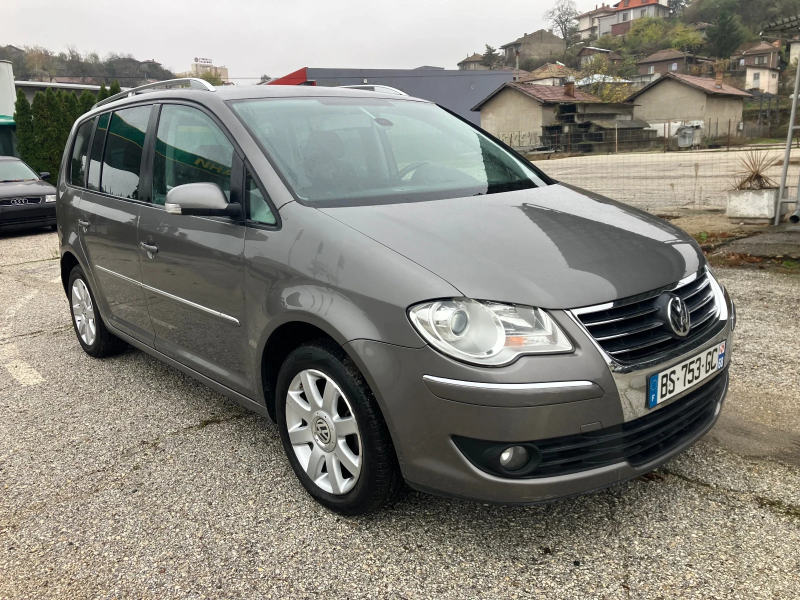 VW Touran 2.0TDI-140kc-DSG-КОЖА - изображение 3