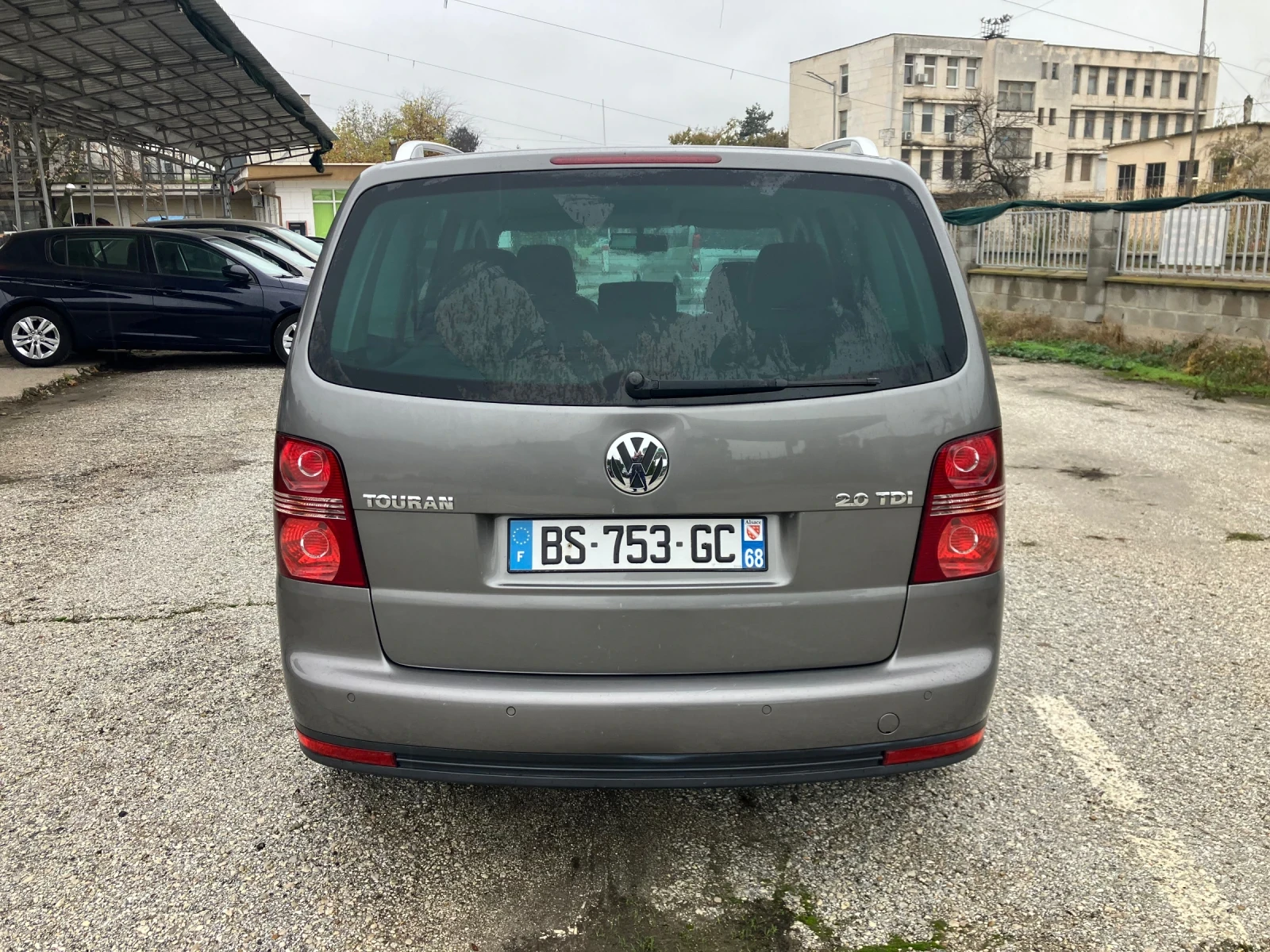 VW Touran 2.0TDI-140kc-DSG-КОЖА - изображение 6