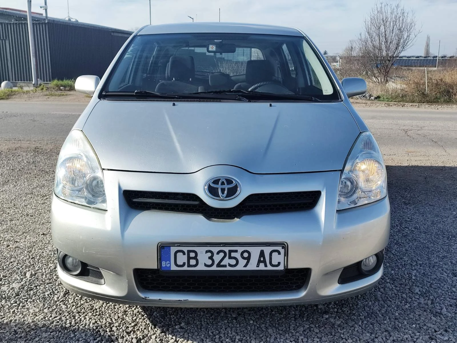 Toyota Corolla verso 2.2* D4D* 136�.�. | Mobile.bg � ����������� 8
