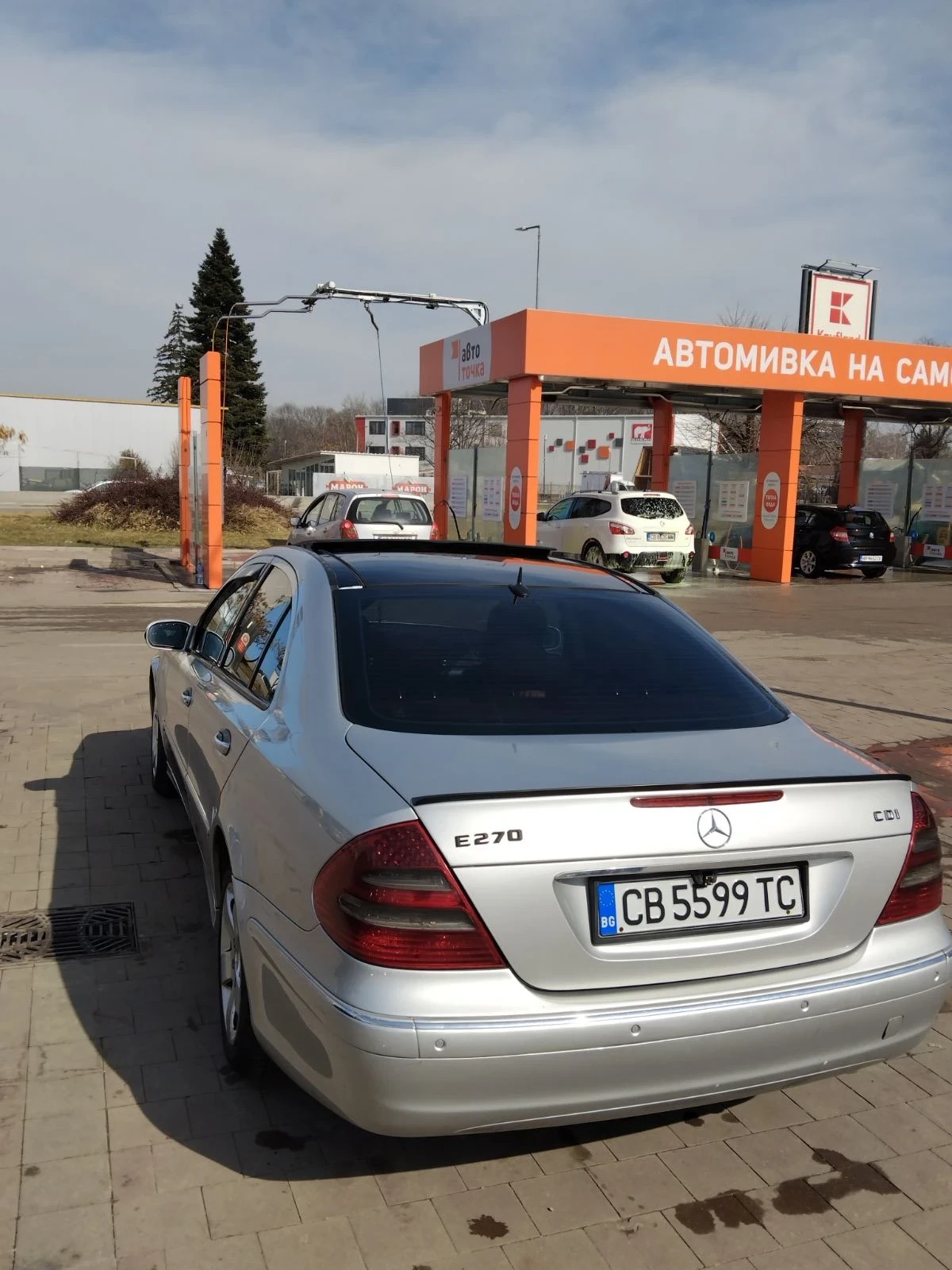 Mercedes-Benz E 270 270 CDI avangard - изображение 5