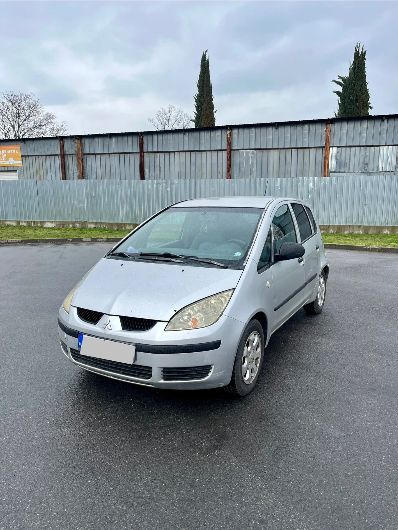 Mitsubishi Colt