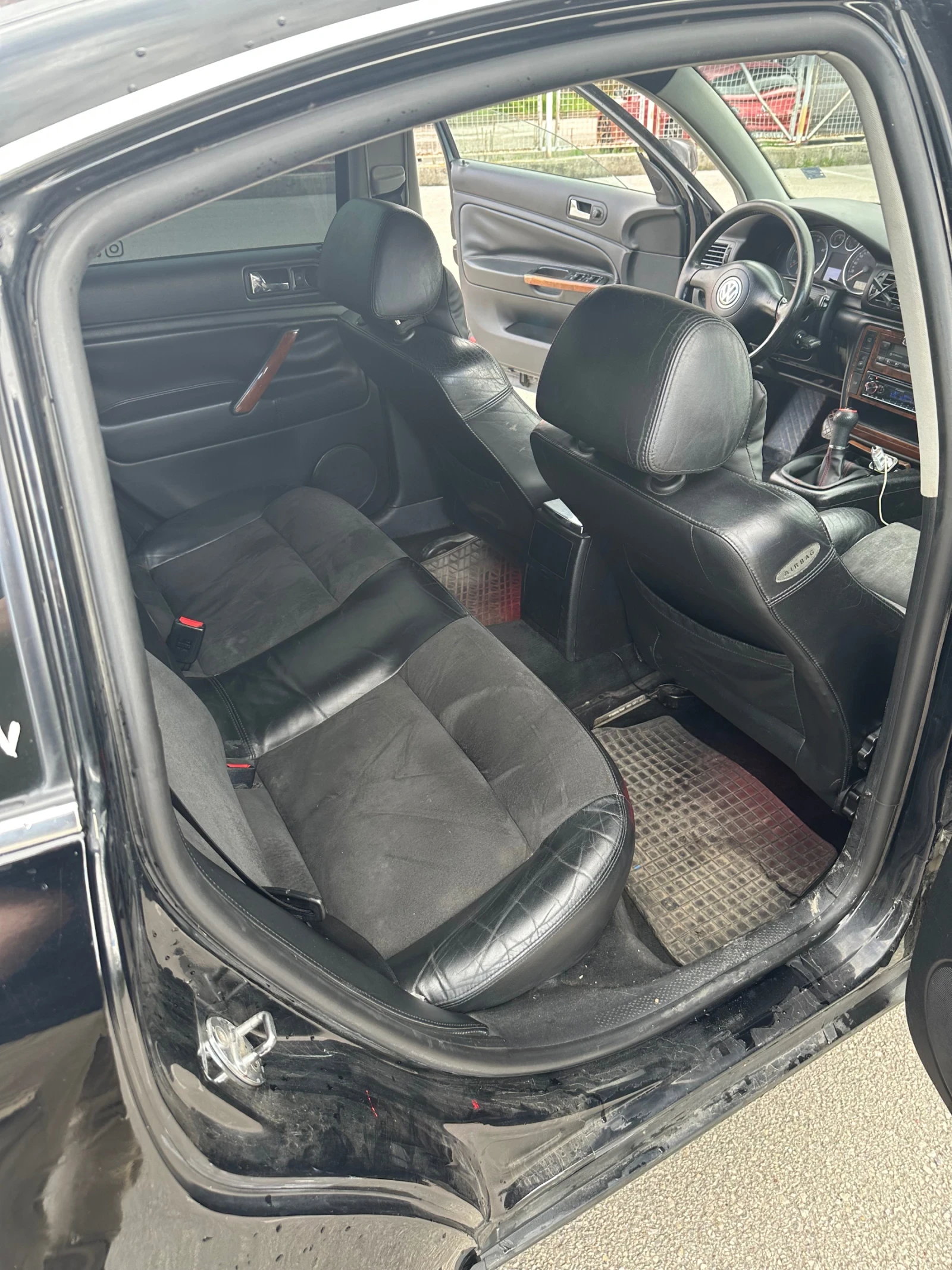 VW Passat, снимка 9 - Автомобили и джипове - 54080333