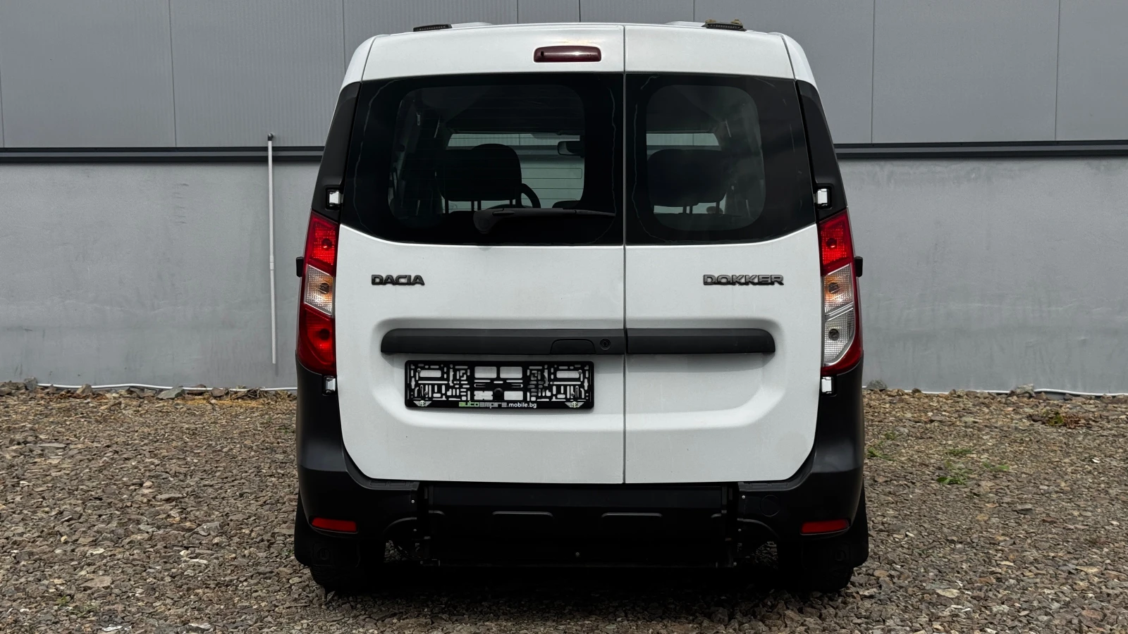 Dacia Dokker 1.6 ♿, снимка 6 - Автомобили и джипове - 54481128