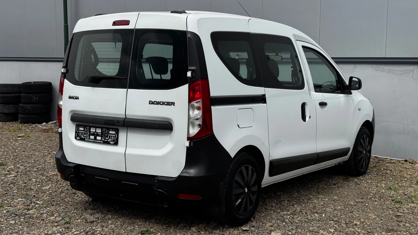 Dacia Dokker 1.6 ♿, снимка 5 - Автомобили и джипове - 54481128