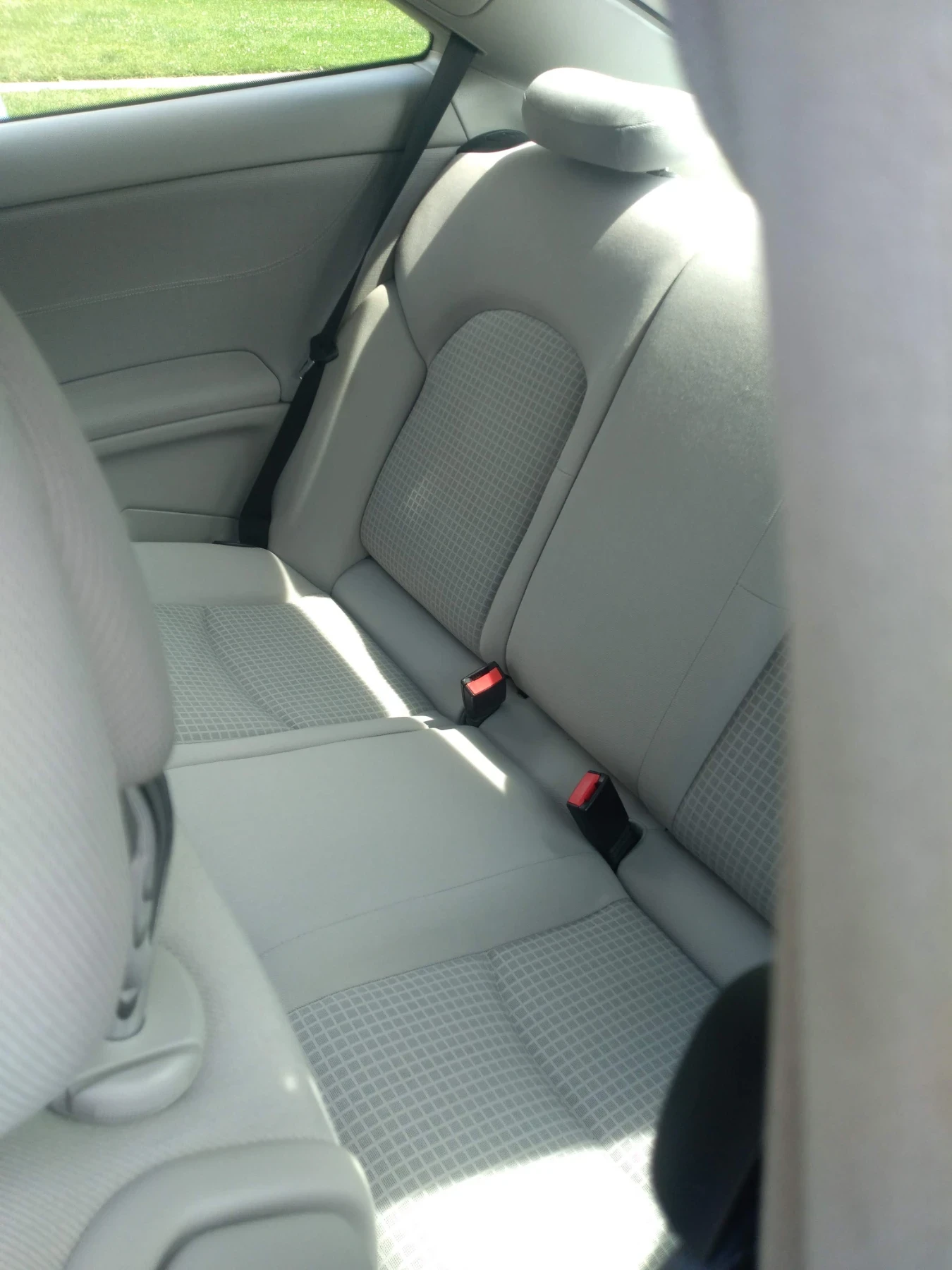 Mercedes-Benz C 220 Купе, снимка 3 - Автомобили и джипове - 54933929
