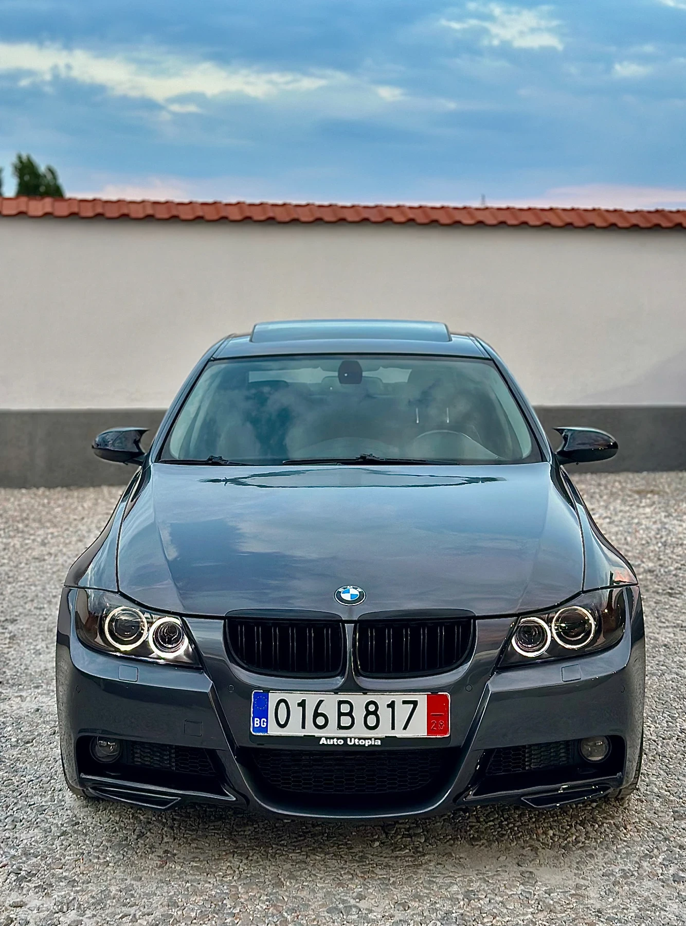 BMW 330 M-ПАКЕТ/АНДРОЙД/ПОДГРЕВ/КОЖА, снимка 2 - Автомобили и джипове - 55578972