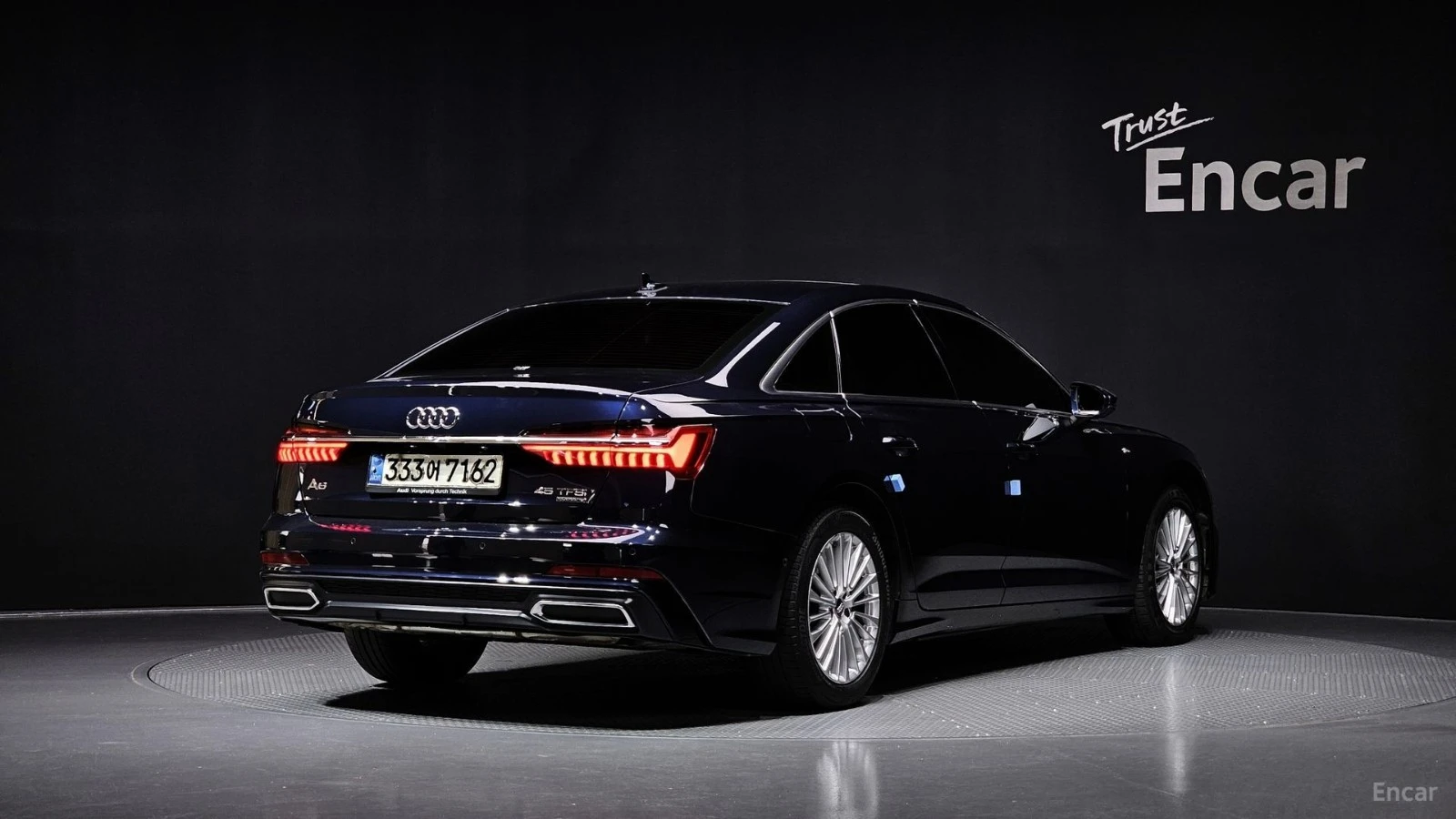 Audi A6 QUATTRO* PREMIUM* DISTRONIC* ОБДУХВАНЕ* 360* HUD* , снимка 3 - Автомобили и джипове - 55595346