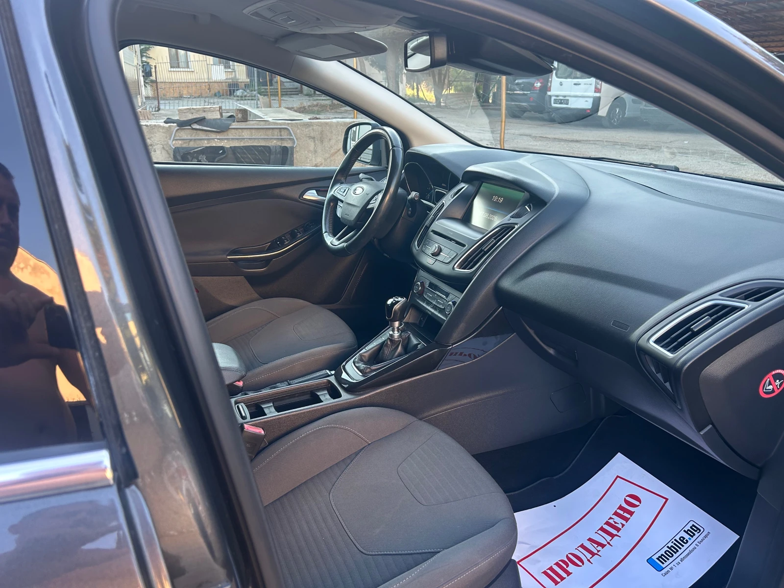 Ford Focus TITANIUM-LED-НАВИ-ЕВРО 6-ИТАЛИЯ!, снимка 8 - Автомобили и джипове - 55725253